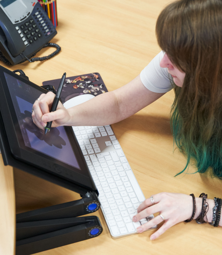Robyn Duncan Senior Graphic Designer Ruddocks